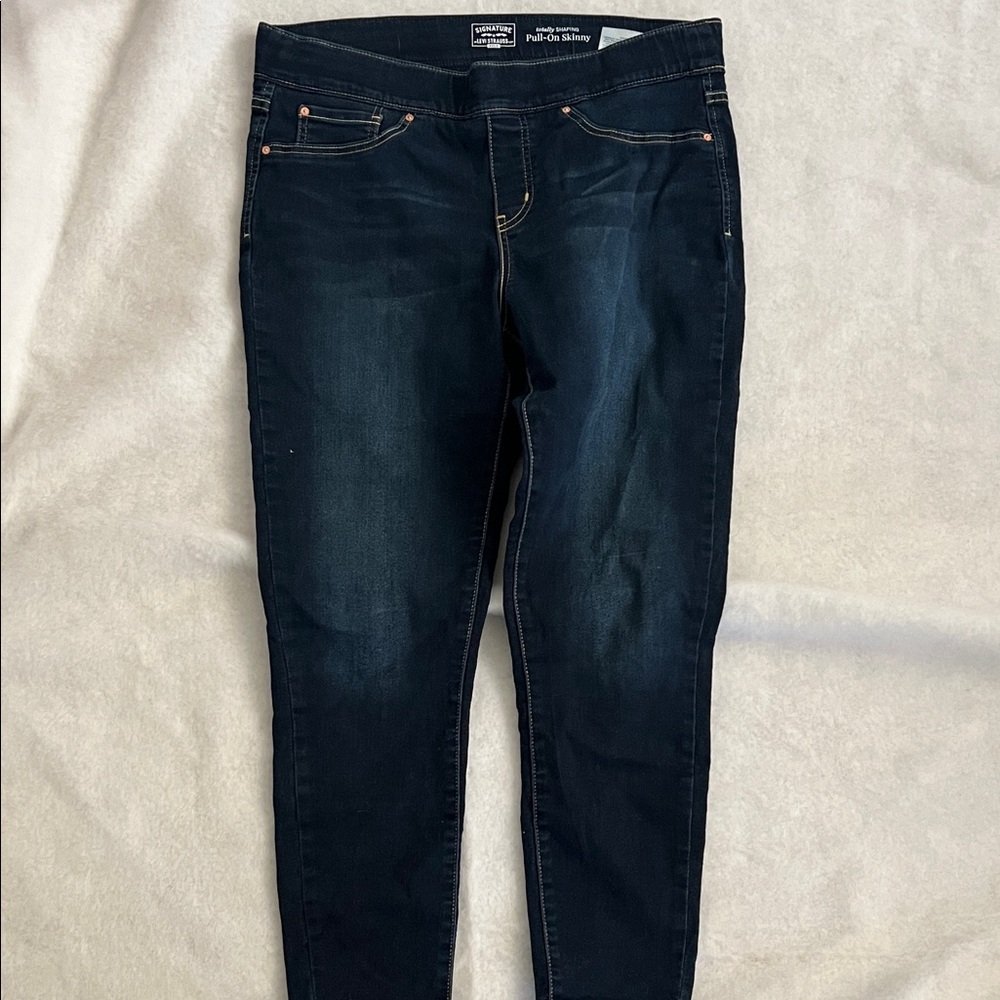 Levi's Women's Dark Indigo Skinny Jeans